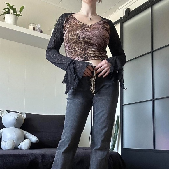 Insane y2k Floral Cheetah Print Lace Bell Long Sleeve Shirt - Picture 7 of 8